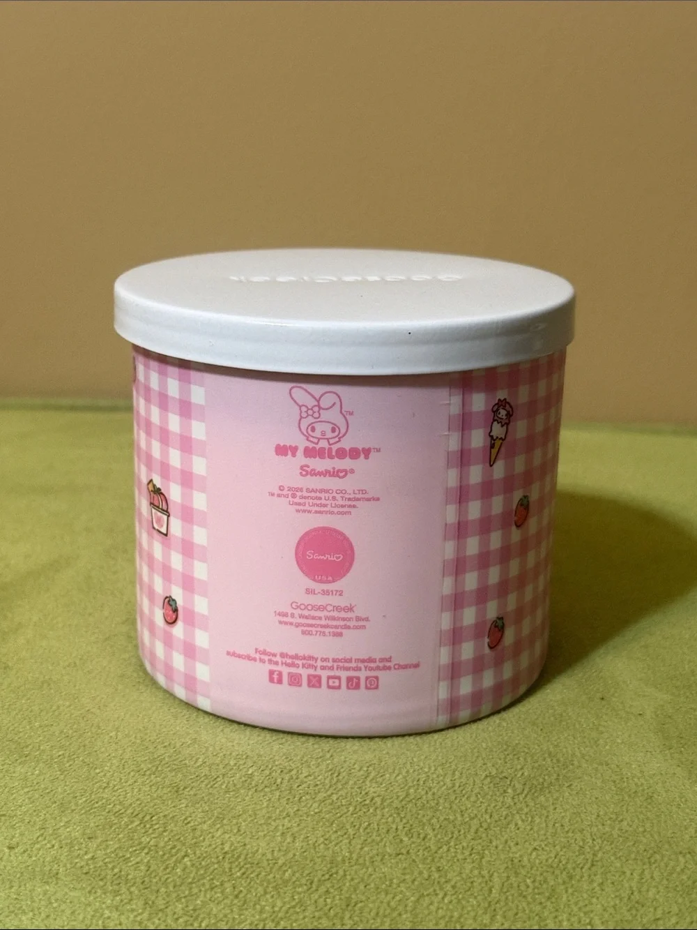 GooseCreek x Hello Kitty And Friends My Melody Hello Kitty 3-Wick Candle